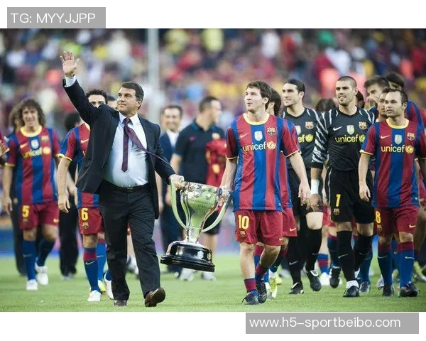 拉波尔塔在巴萨球员协会圣诞晚宴上发表重要致辞展望未来 拉波尔塔在巴萨球员协会圣诞晚宴上发表重要致辞展望未来