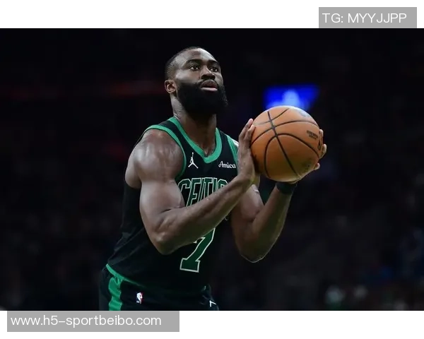 左腿筋紧张导致退赛马祖拉尚未收到完整伤情报告杰伦布朗表示他状态良好