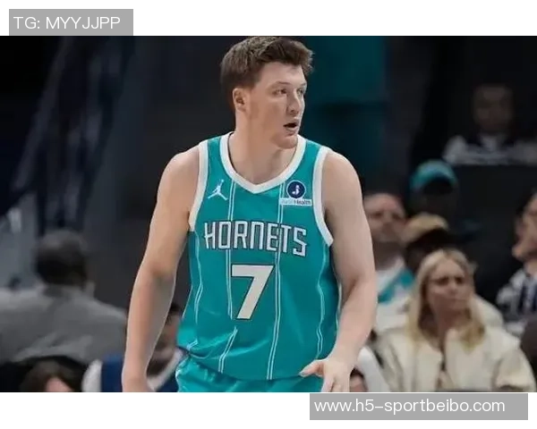 三球称赞克尼佩尔攻防俱佳明白在场上应做的正确决策 三球称赞克尼佩尔攻防俱佳明白在场上应做的正确决策