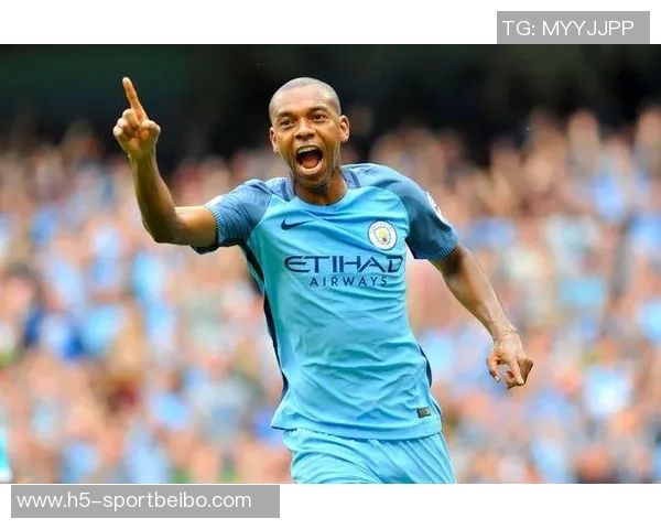 曼城官方向费尔南迪尼奥致敬九年辉煌岁月祝愿未来一切顺利